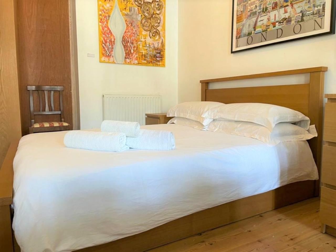Studio Flat Without Kitchen At Kentish Town London Exterior foto
